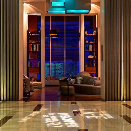 Отель Renaissance Santiago By Marriott Экстерьер фото